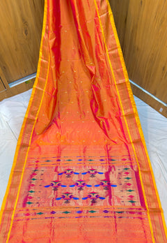 Traditional Yeola Paithani - Shubham Paithani Yeola - Angle 1