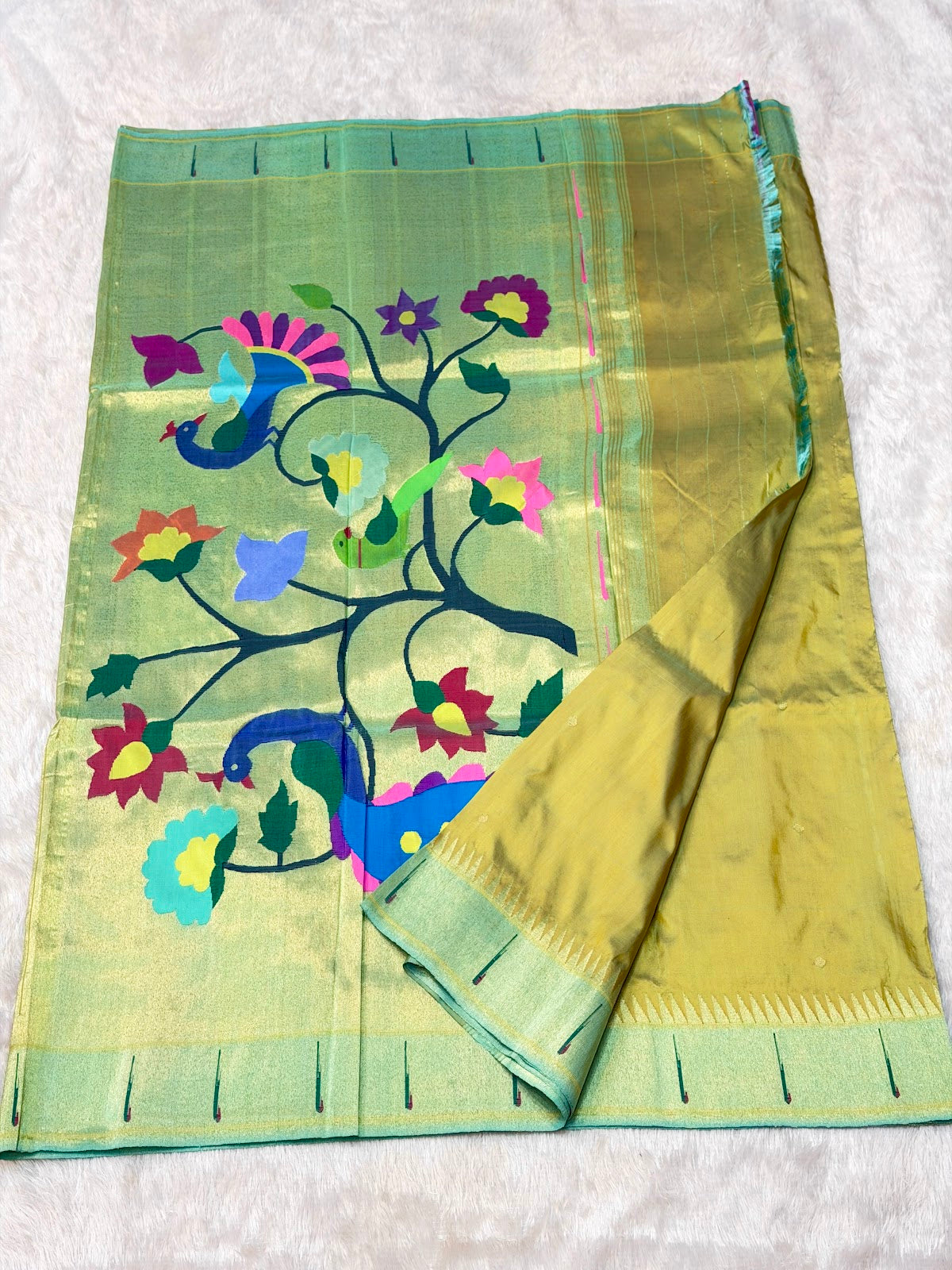 Single Muniya Paithani