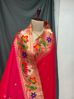 Soft silk Swan and parrot border - Angle 2