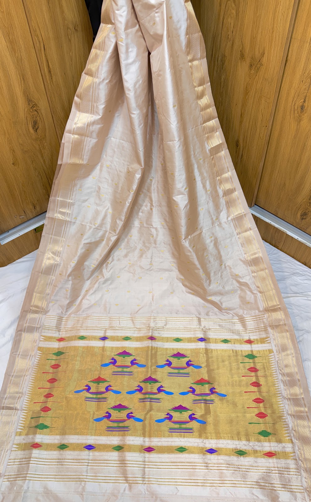 Traditional Yeola Paithani