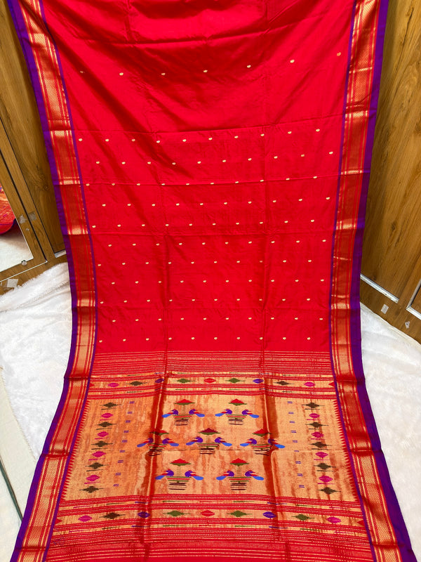 Traditional Yeola Paithani