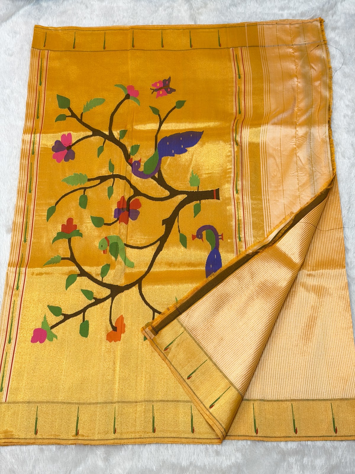 Single Muniya Paithani