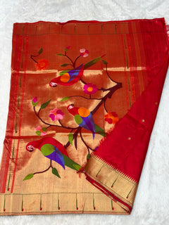 Single Muniya Paithani - Shubham Paithani Yeola - Angle 1