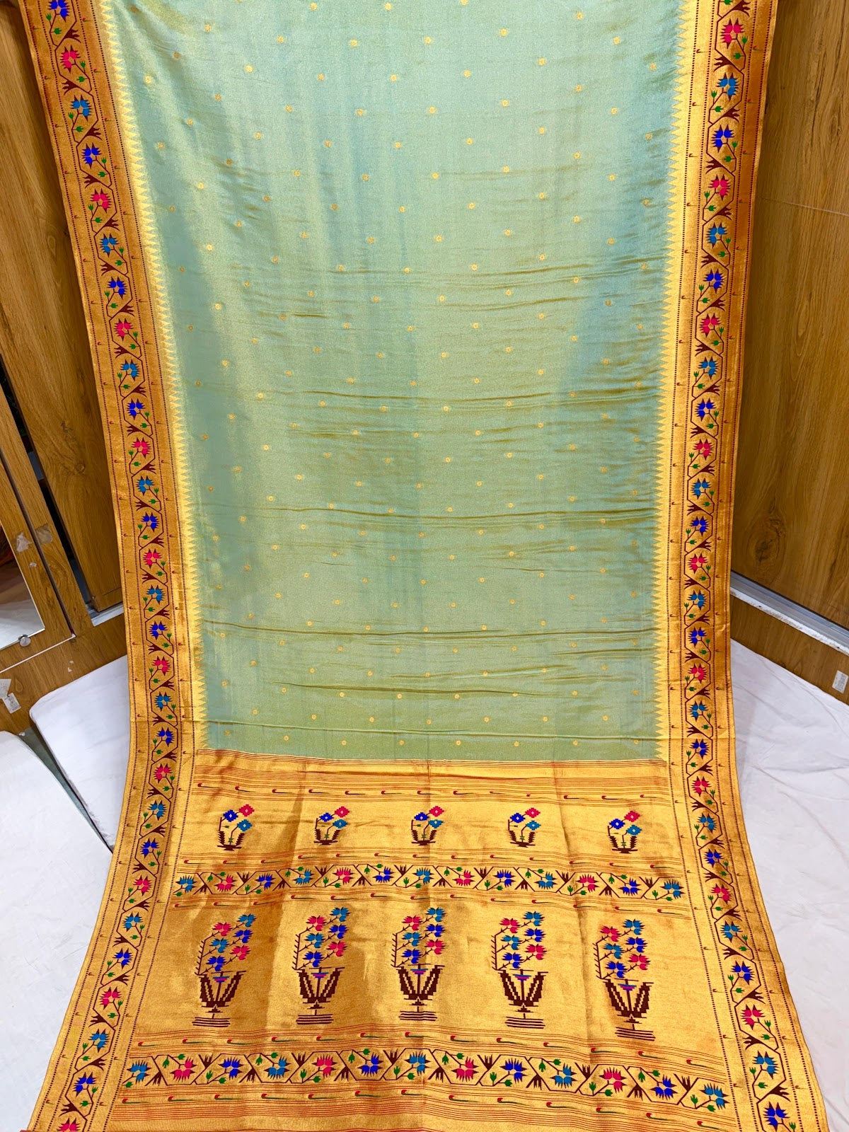 Viscose Soft Silk Aaswali Border