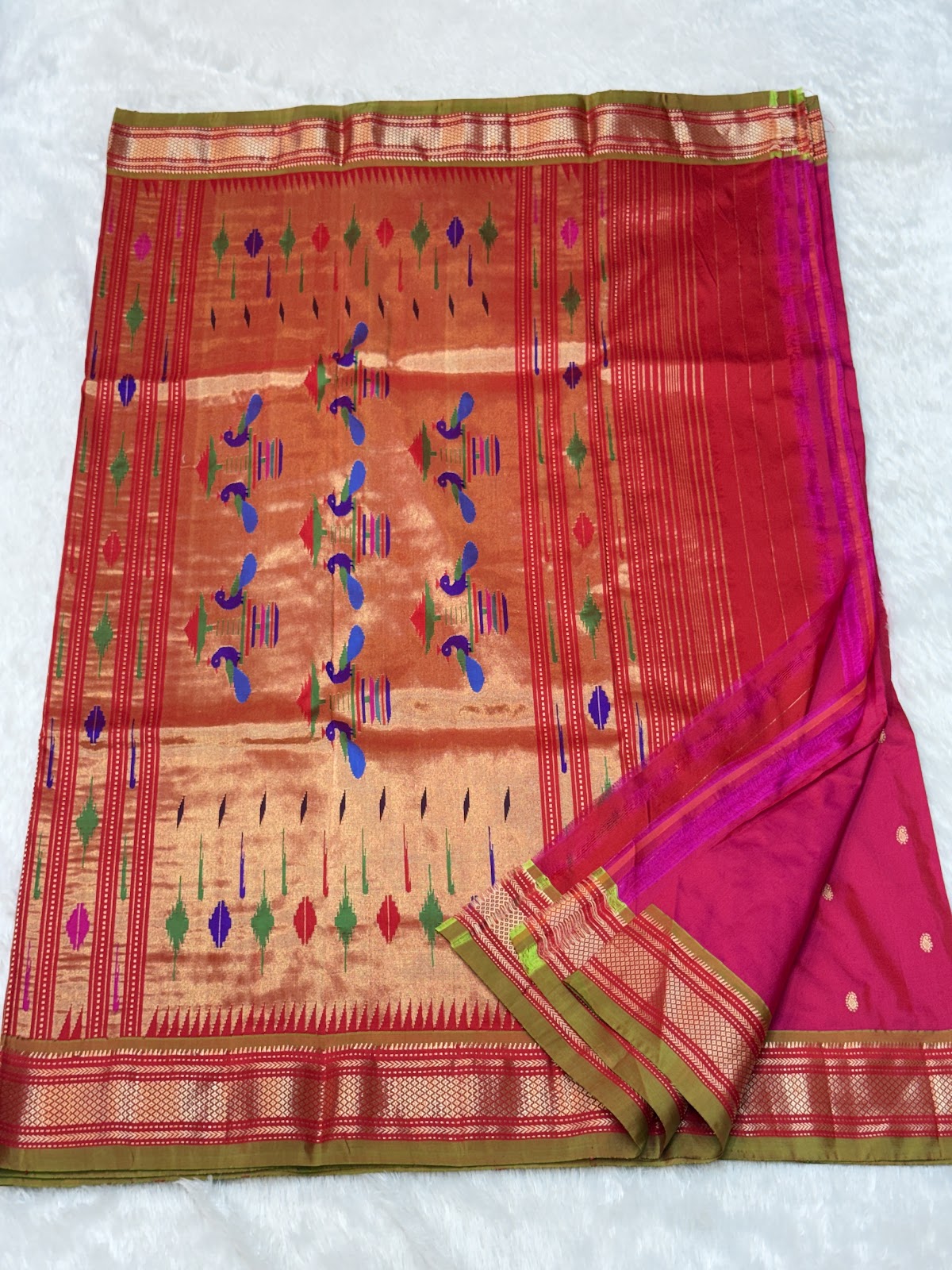 Traditional Yeola Paithani