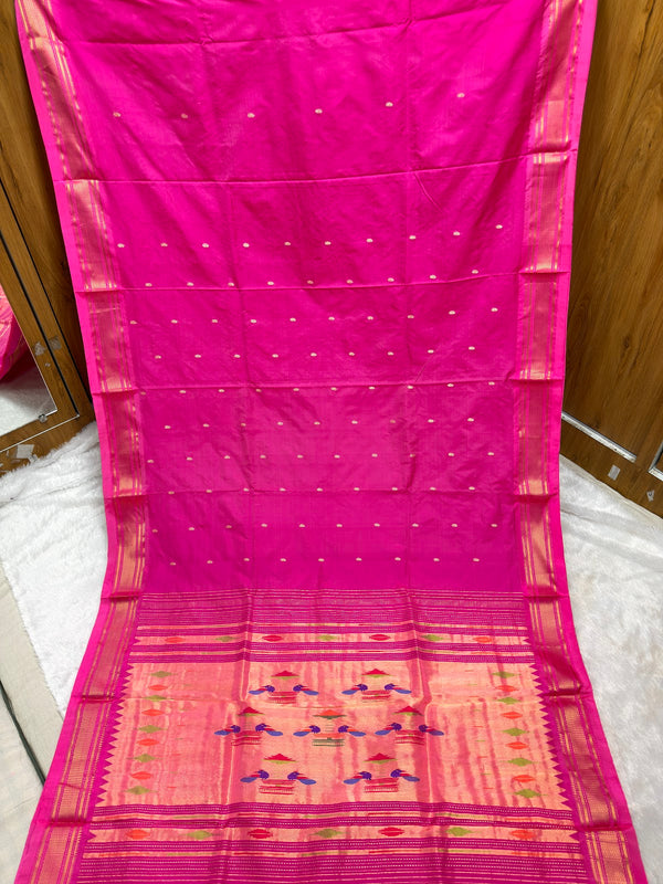 Traditional Yeola Paithani