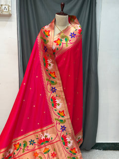 Soft silk Swan and parrot border - Angle 1