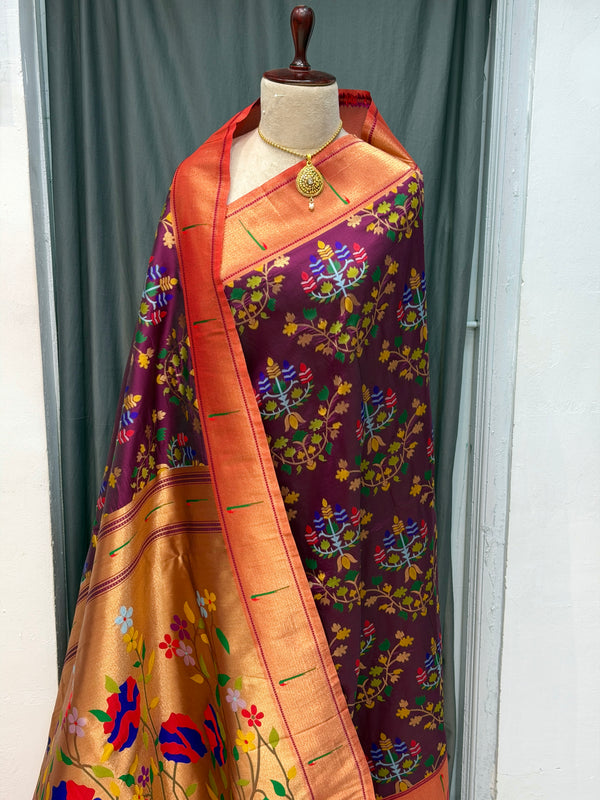 Single muniya border soft silk all over