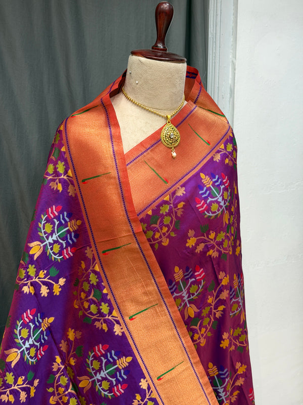 Single muniya border soft silk all over