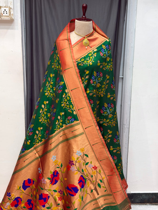Single muniya border soft silk all over