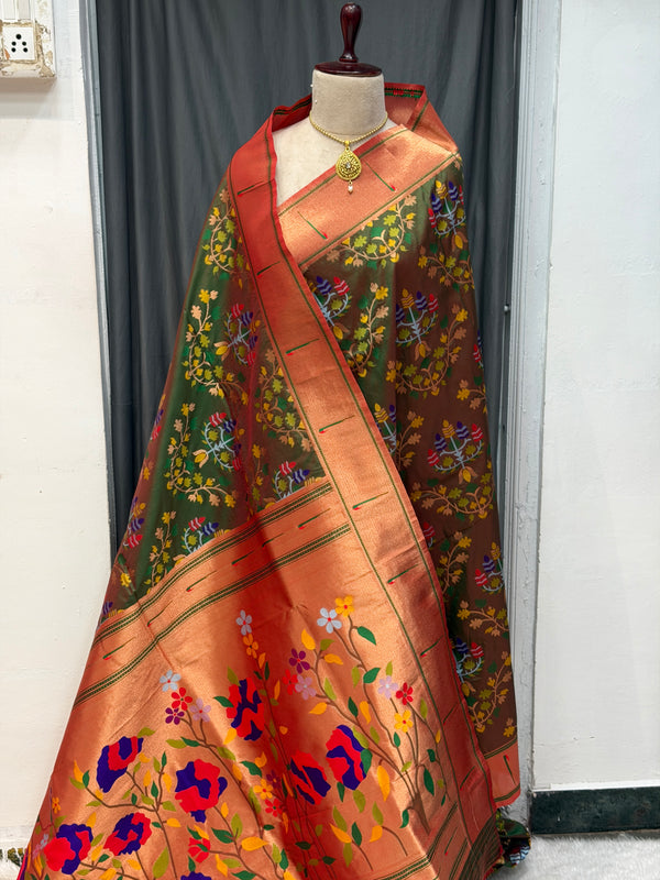 Single muniya border soft silk all over