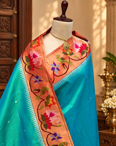 Swan and parrot border paithani - Angle 2